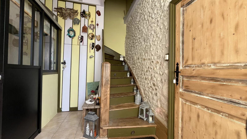 Maison - 265 m² - 6 pièces