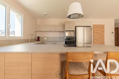 Maison - 143 m² - 6 pièces