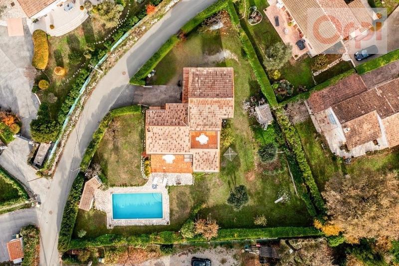 Villa - 155 m² - 6 pièces