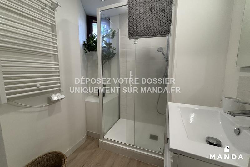 Studio - 30 m² - 1 pièce