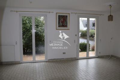 Maison traditionnelle - 123 m² - 6 pièces