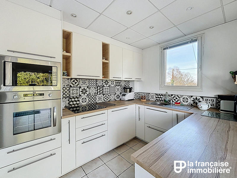 Maison - 121 m² - 5 pièces