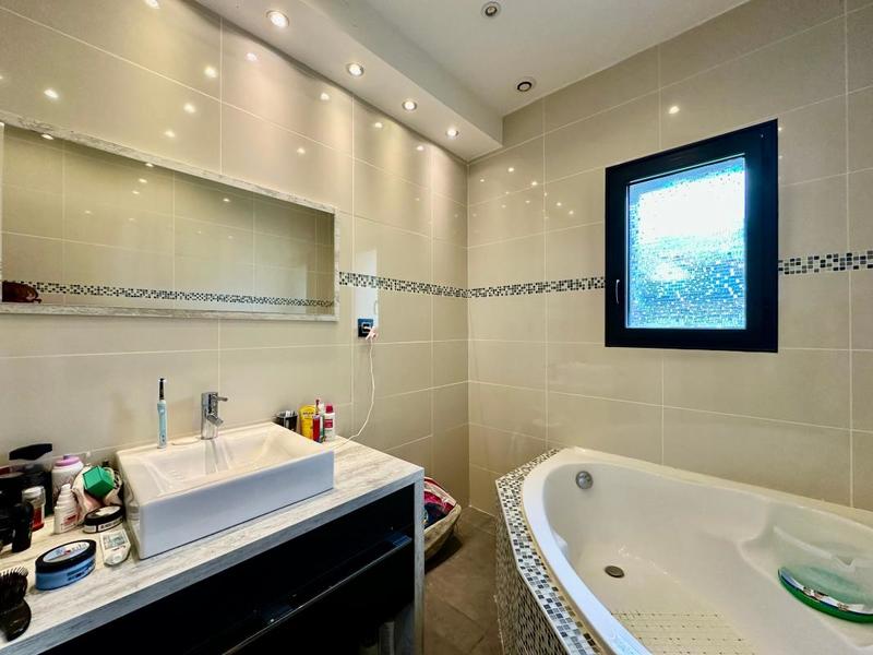 Villa - 156 m² - 6 pièces