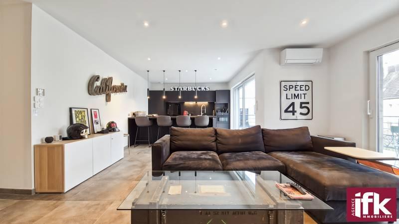 Appartement - 90 m² - 3 pièces