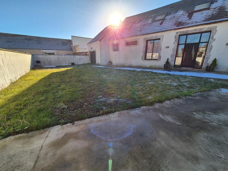 Maison - 160 m² - 6 pièces