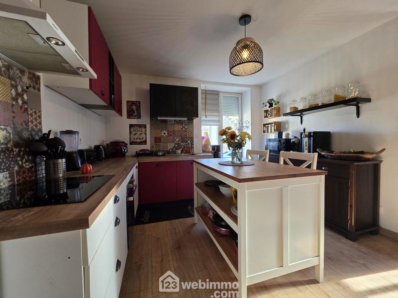 Maison - 143 m² - 5 pièces