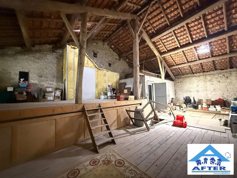 Maison - 237 m² - 8 pièces