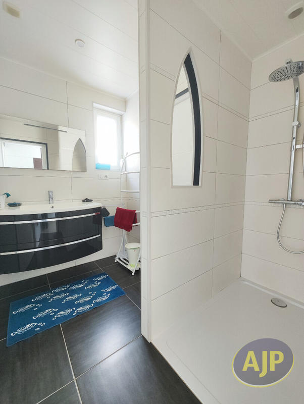 Maison - 113 m² - 4 pièces