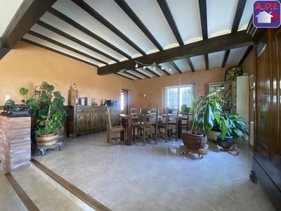 Maison - 183 m² - 6 pièces