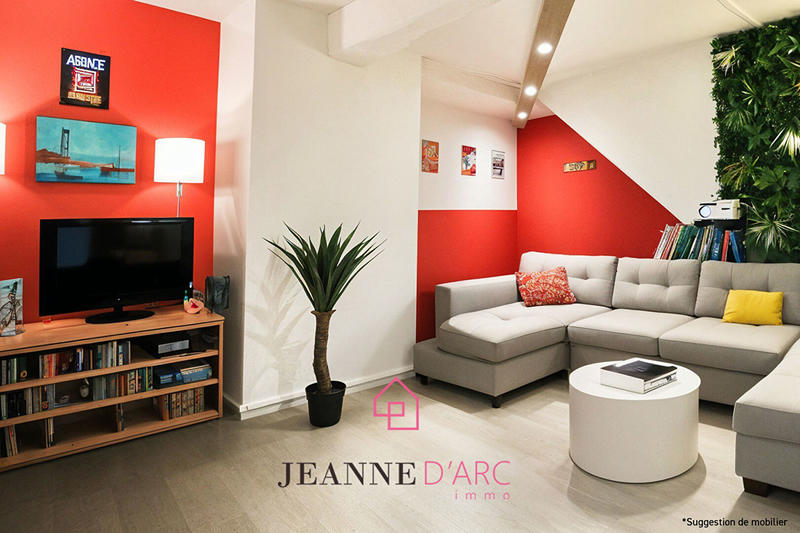 Maison - 119 m² - 8 pièces