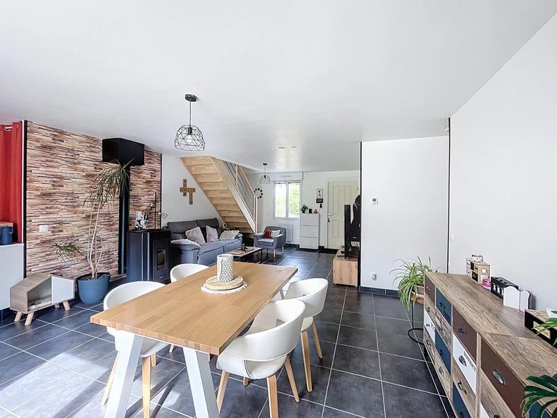 Maison - 130 m² - 7 pièces