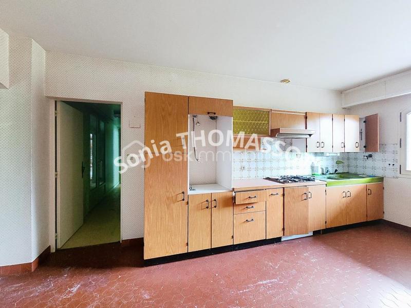 Maison - 200 m² - 8 pièces