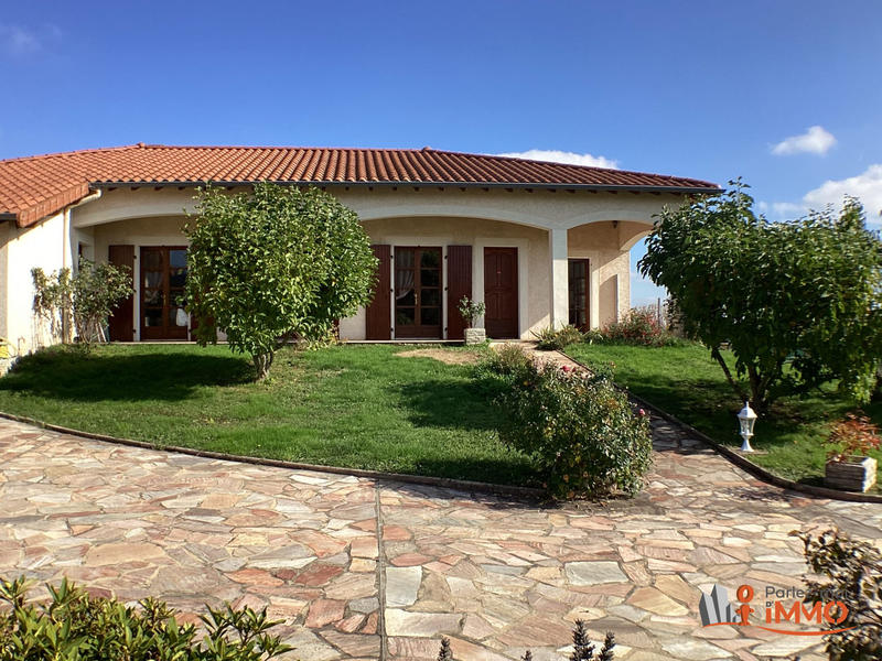 Maison - 110 m² - 4 pièces