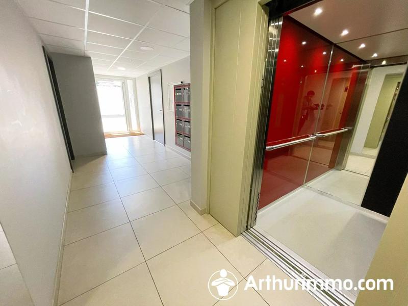 Appartement - 123 m² - 6 pièces