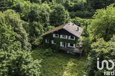 Maison - 147 m² - 7 pièces