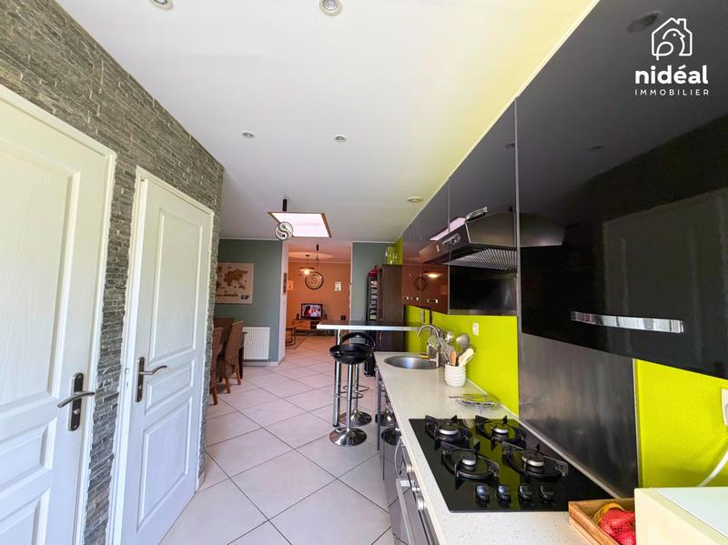 Maison - 106 m² - 7 pièces