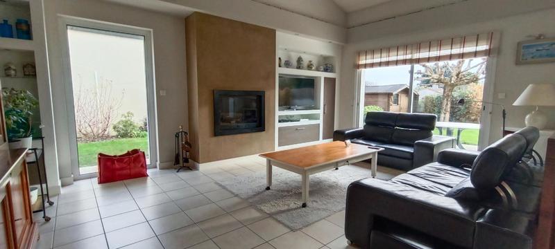 Maison - 166 m² - 6 pièces