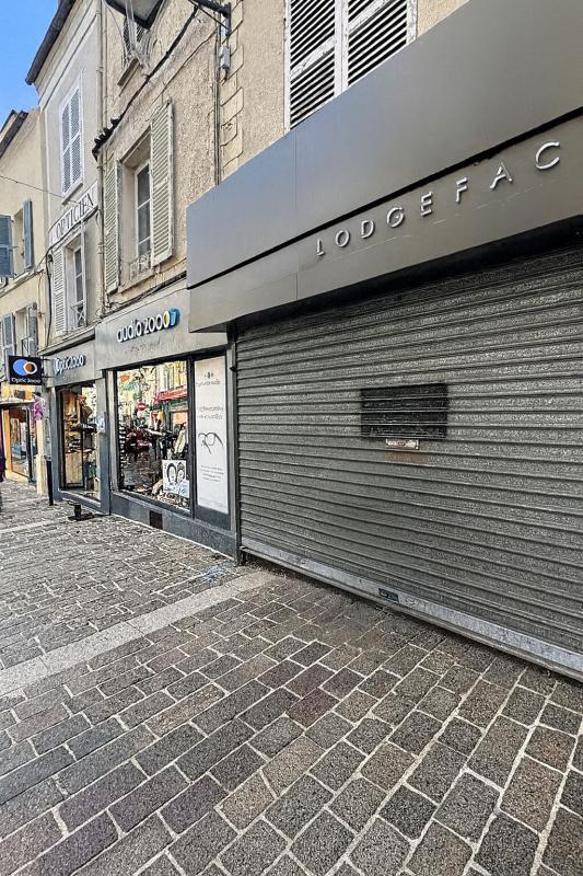 Local commercial - 133 m²