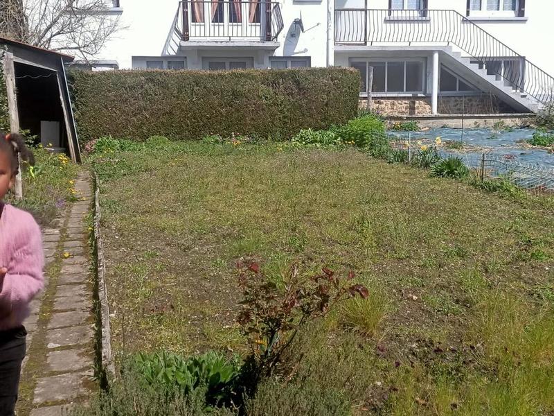 Maison - 300 m² - 4 pièces