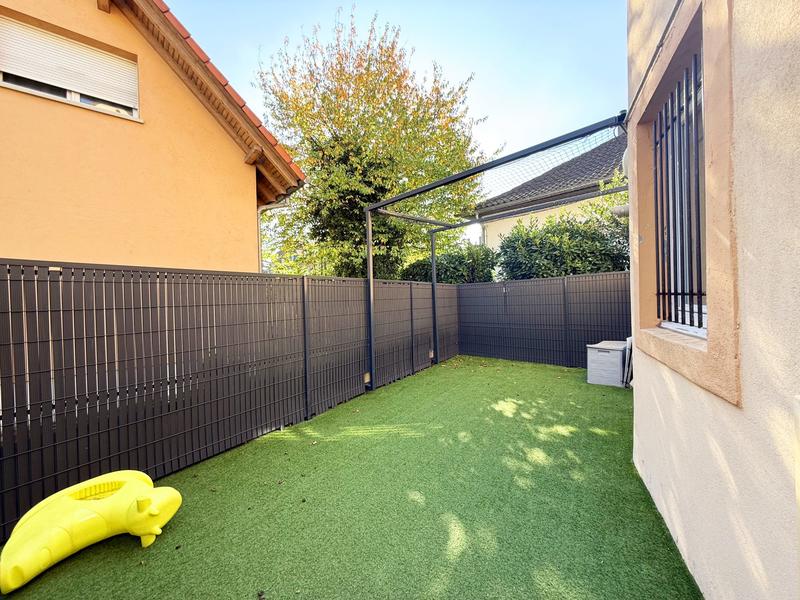 Local commercial - 127 m²