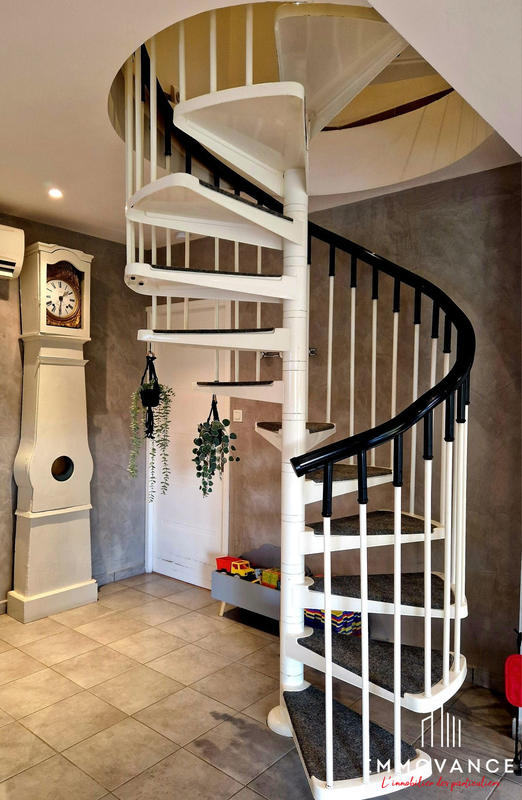 Maison - 140 m² - 4 pièces