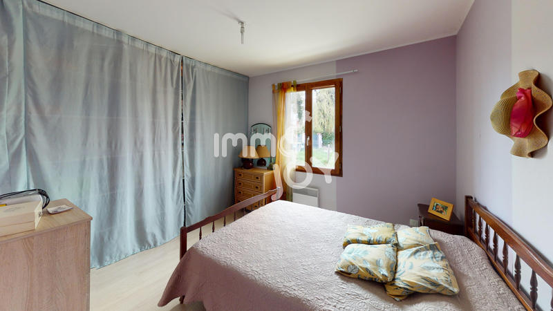 Maison - 90 m² - 4 pièces