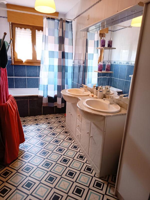 Maison - 101 m² - 5 pièces