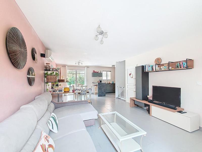 Villa - 93 m² - 4 pièces