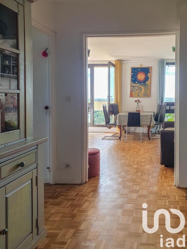 Appartement - 90 m² - 4 pièces