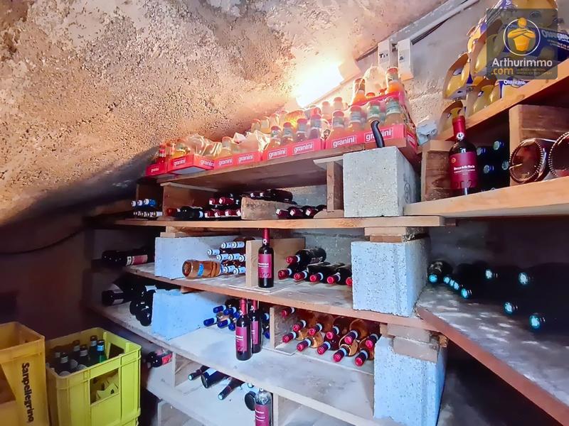 Magasins - 165 m² - 3 pièces