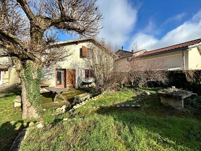 Maison - 180 m² - 5 pièces