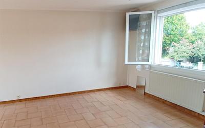 Maison - 98 m² - 6 pièces