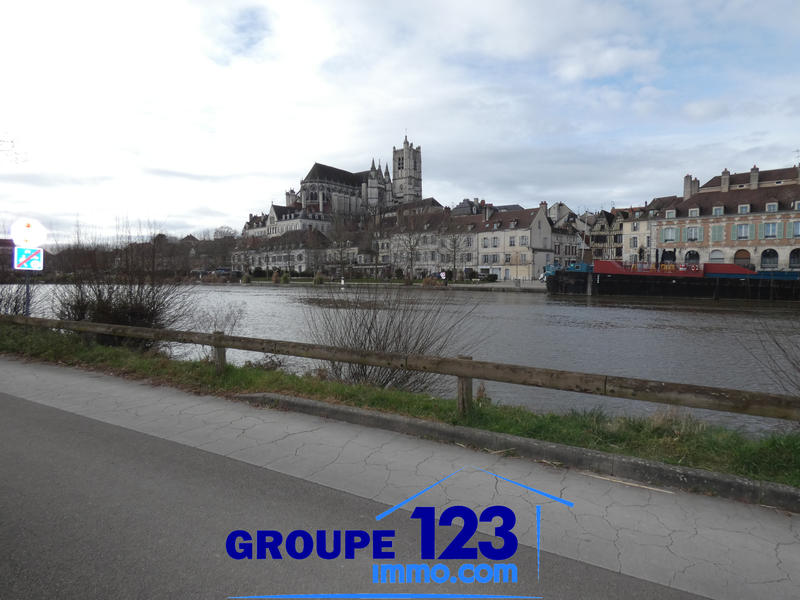 Maison - 83 m² - 5 pièces