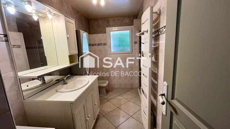 Maison - 180 m² - 6 pièces