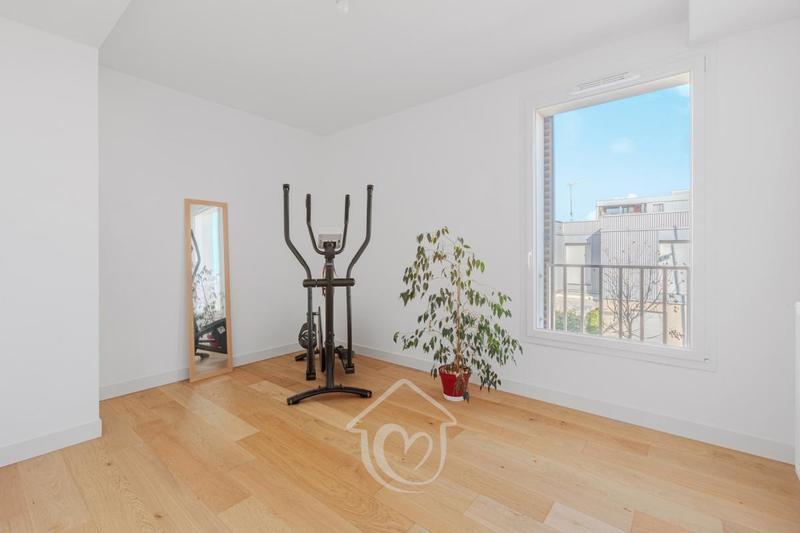 Maison - 86 m² - 4 pièces