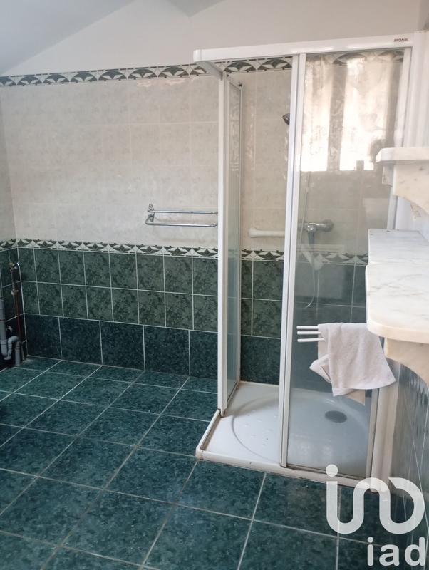 Maison - 205 m² - 8 pièces