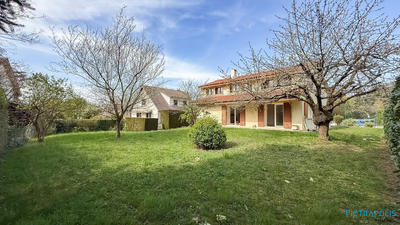 Villa - 181 m² - 7 pièces