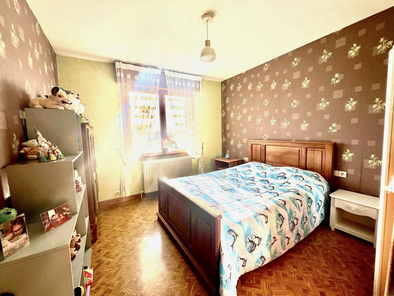 Maison - 170 m² - 8 pièces