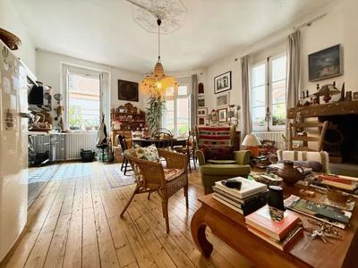 Appartement - 138 m² - 5 pièces