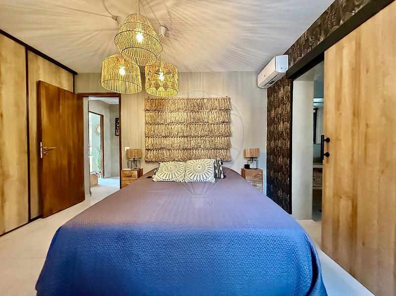 Propriété - 164 m² - 5 pièces