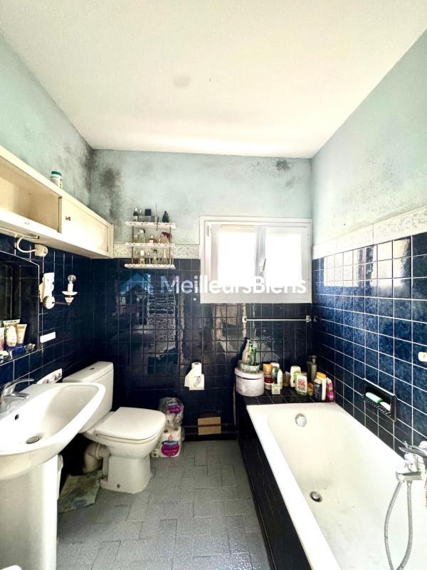 Maison - 185 m² - 7 pièces