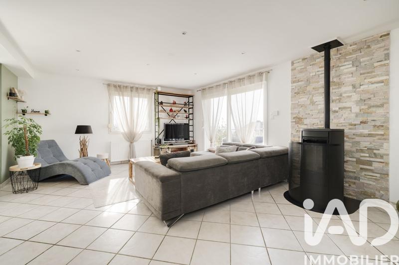 Maison - 140 m² - 5 pièces