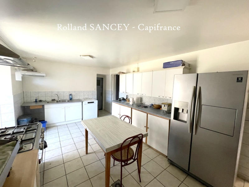 Maison - 446 m² - 10 pièces