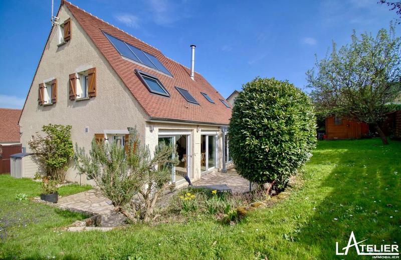 Maison - 169 m² - 9 pièces