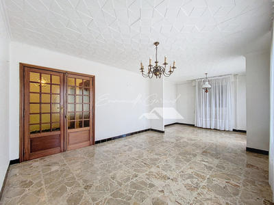 Appartement - 86 m² - 4 pièces