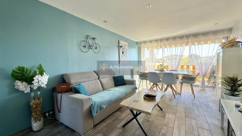 Appartement - 72 m² - 3 pièces