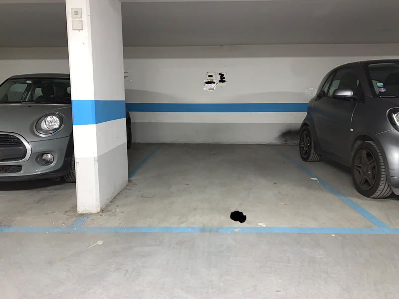 Parking / Garage - 12 m²