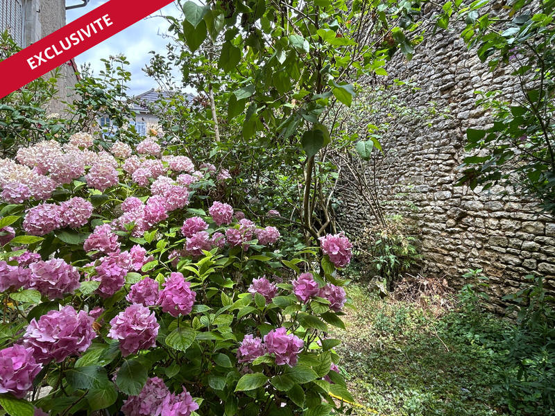 Maison - 102 m² - 4 pièces