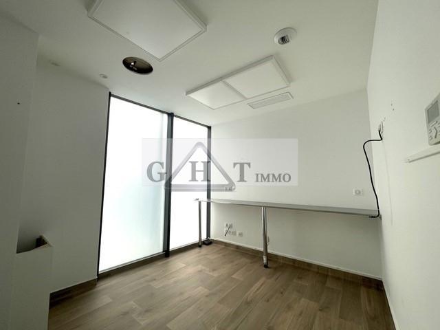 Local commercial - 160 m²