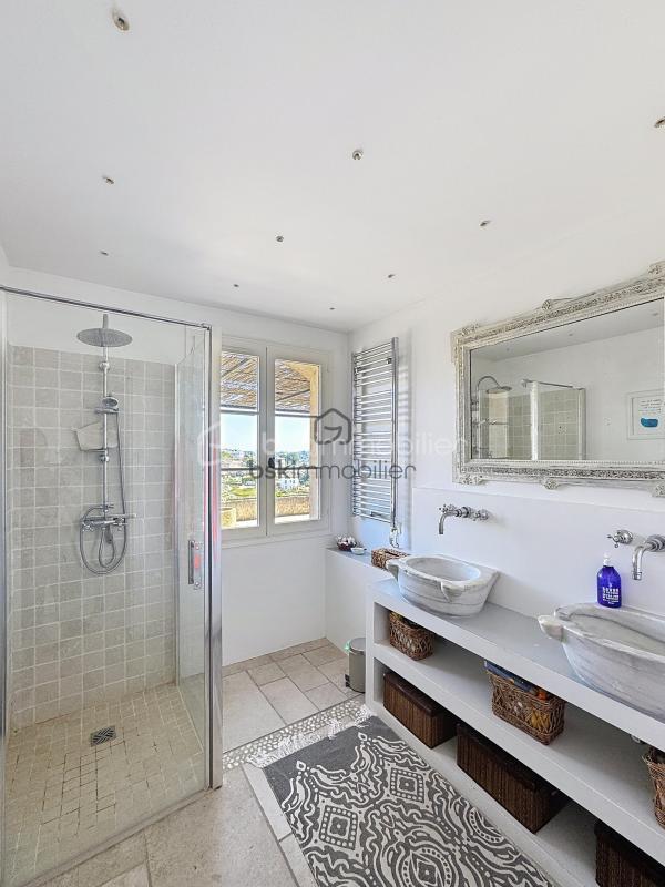 Villa - 160 m² - 5 pièces